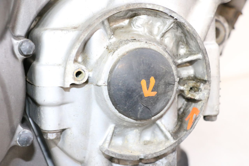 photo de MOTOR YAMAHA XJN DIVERSION 600 (2000 - 2003) - Detalles de los puntos de fijación