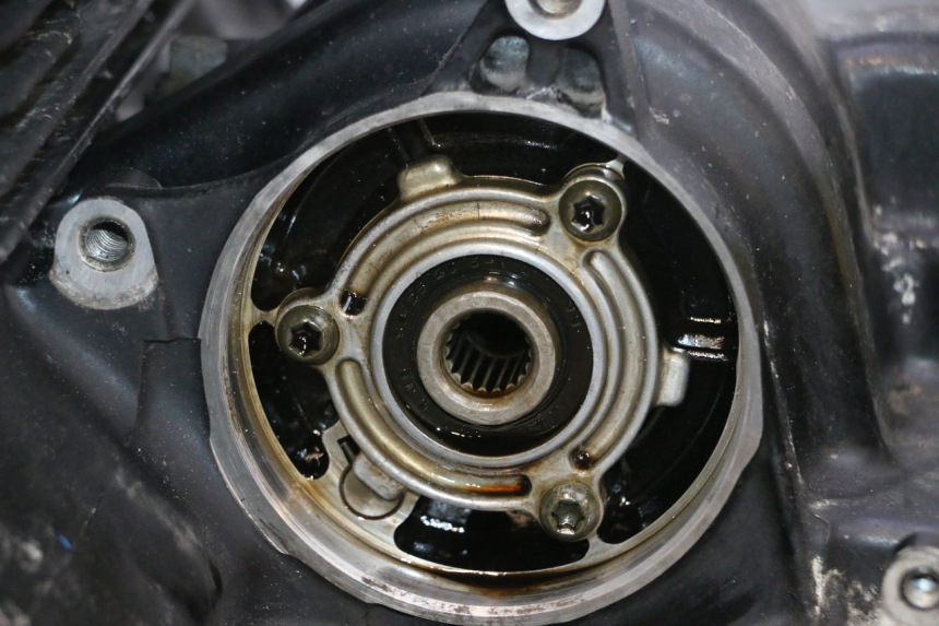 photo de MOTOR YAMAHA XJR 1300 (1998 - 2002) - Características distintivas