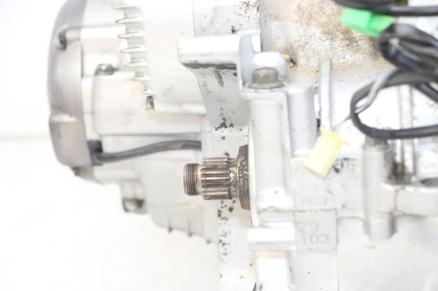 photo de MOTOR YAMAHA XJS DIVERSION 600 (1997 - 1999) - Estado de la superficie y material