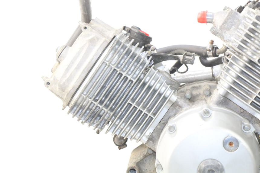 photo de MOTOR HONDA XLV VARADERO 125 (2000 - 2006) - Estado de la superficie y material
