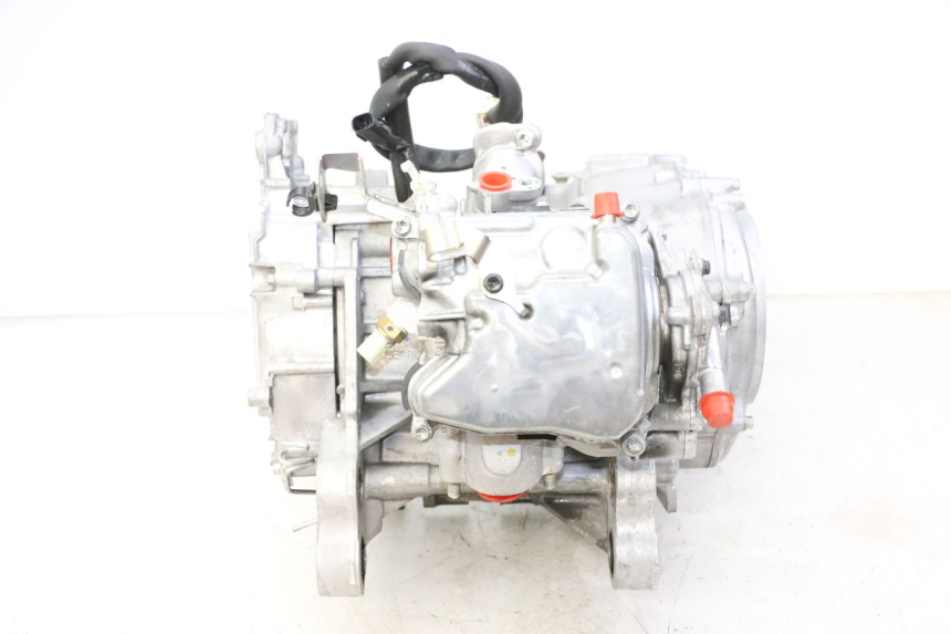 photo de MOTOR YAMAHA XMAX X-MAX 125 (2021 - 2025) - Zoom sobre los componentes