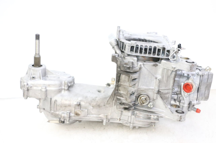 photo de MOTOR YAMAHA XMAX X-MAX 125 (2021 - 2025) - Otra perspectiva