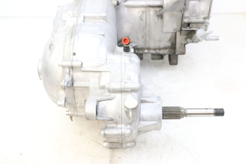 photo de MOTOR YAMAHA XMAX X-MAX 125 (2021 - 2025) - Estado de la superficie y material