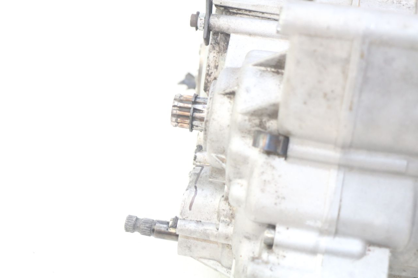photo de MOTOR PEUGEOT XP6 50 (1997 - 2003) - Características distintivas