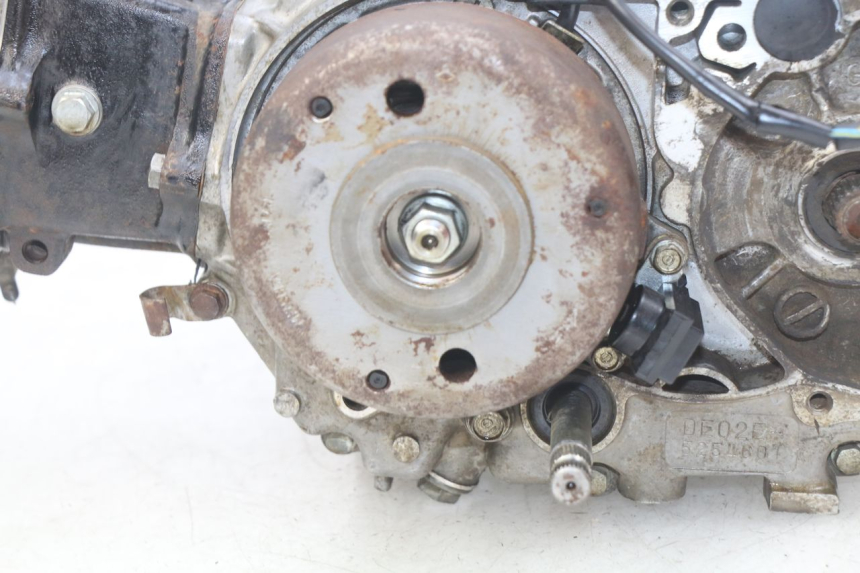 photo de MOTOR HONDA XR 70 (1997 - 2003) - Primer plano de alta resolución