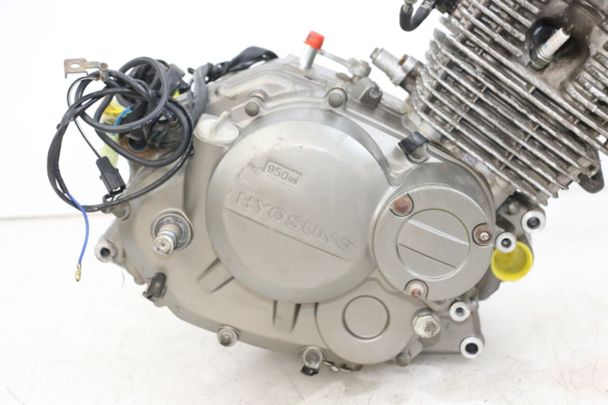 photo de MOTOR HYOSUNG XRX 125 (2000 - 2008) - Estado de la superficie y material