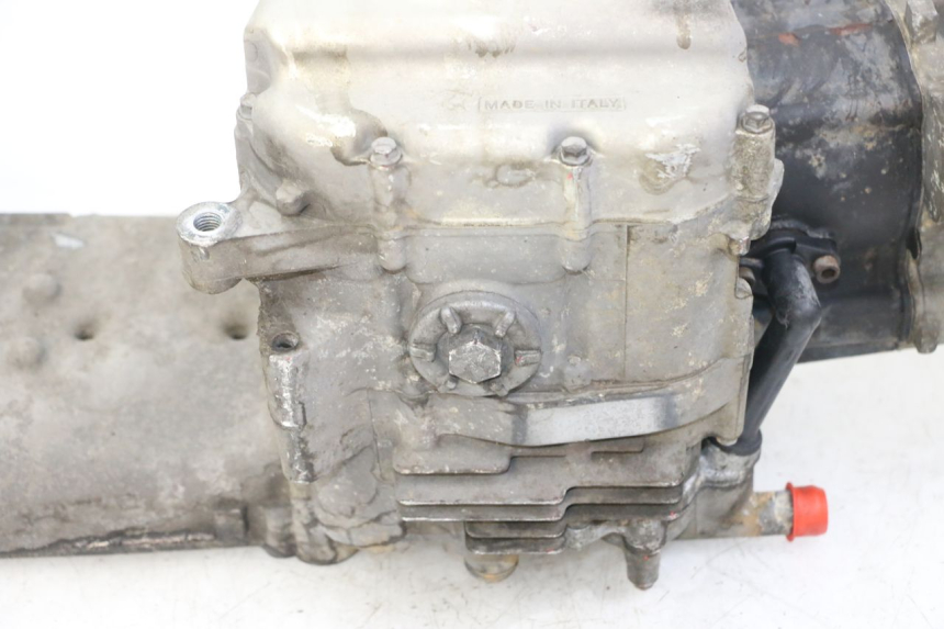 photo de MOTOR YAMAHA X-MAX XMAX ABS 250 (2010 - 2014) - Primer plano técnico