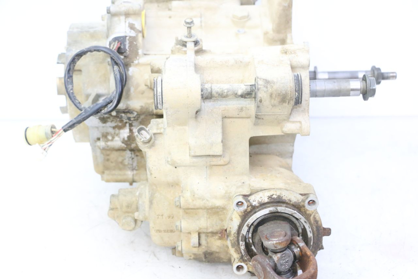 photo de MOTOR YAMAHA YFM BRUIN 350 (2003 - 2009) - Enfoque en la estructura