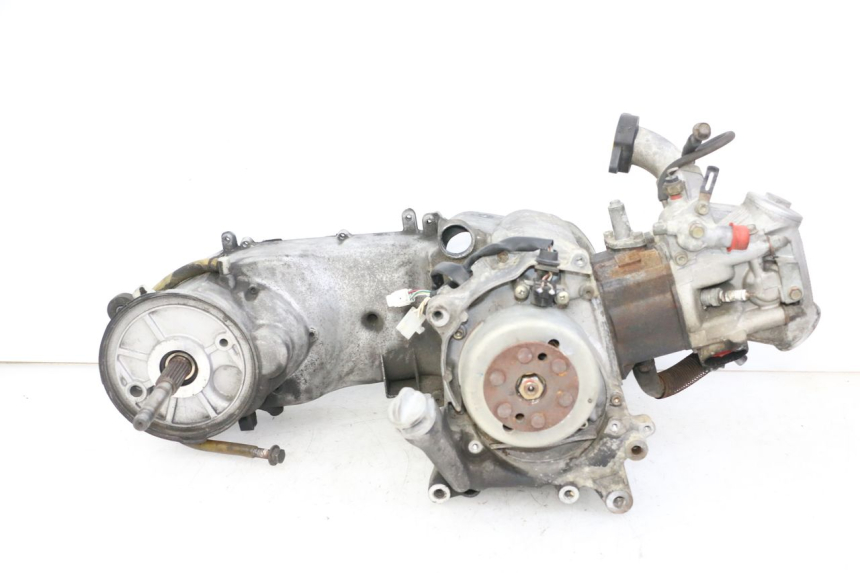 photo de MOTOR YAMAHA YP MAJESTY 125 (2002 - 2006) - Zoom sobre los componentes