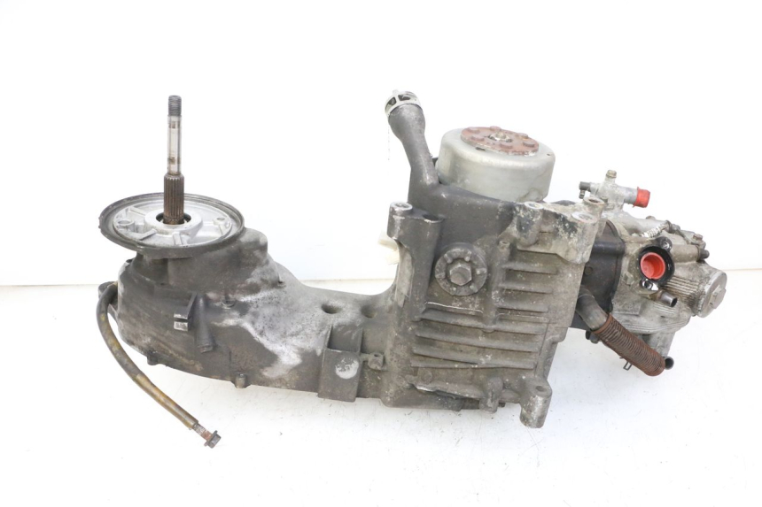 photo de MOTOR YAMAHA YP MAJESTY 125 (2002 - 2006) - Otra perspectiva