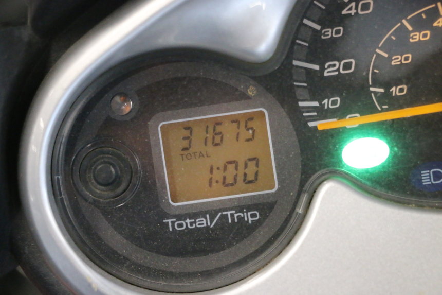 photo de MOTOR YAMAHA YP MAJESTY 125 (2007 - 2010) - Vista general del producto