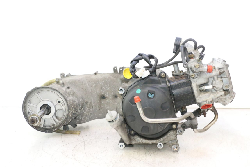 photo de MOTOR YAMAHA YP MAJESTY 125 (2002 - 2006) - Características distintivas
