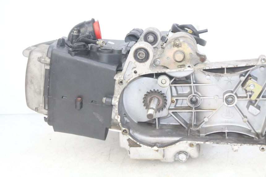 photo de MOTOR YIYING YY125T 125 (2006 - 2014) - Enfoque en la estructura