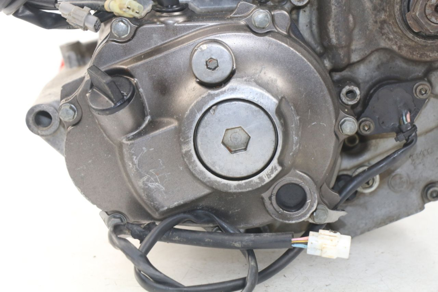 photo de MOTOR YAMAHA YZ-F YZF 250 (2014 - 2018) - Ángulo de visión alternativo