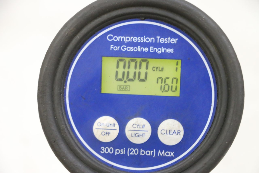 photo de MOTOR PIAGGIO ZIP 4T 50 (2018 - 2020) - Inspección visual detallada