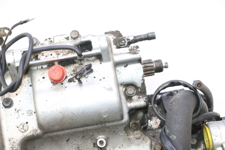photo de MOTOR KAWASAKI ZX-6R ZX6R 600 (1995 - 1997) - Ángulo de visión alternativo