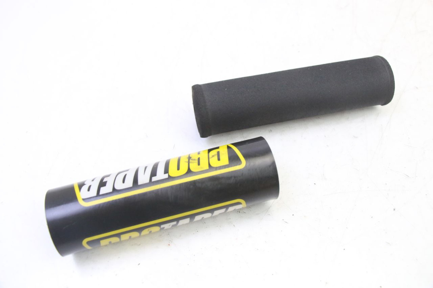 photo de MANILLAR PROTECTOR SPEEDY DELUXE 125 - Vista principal