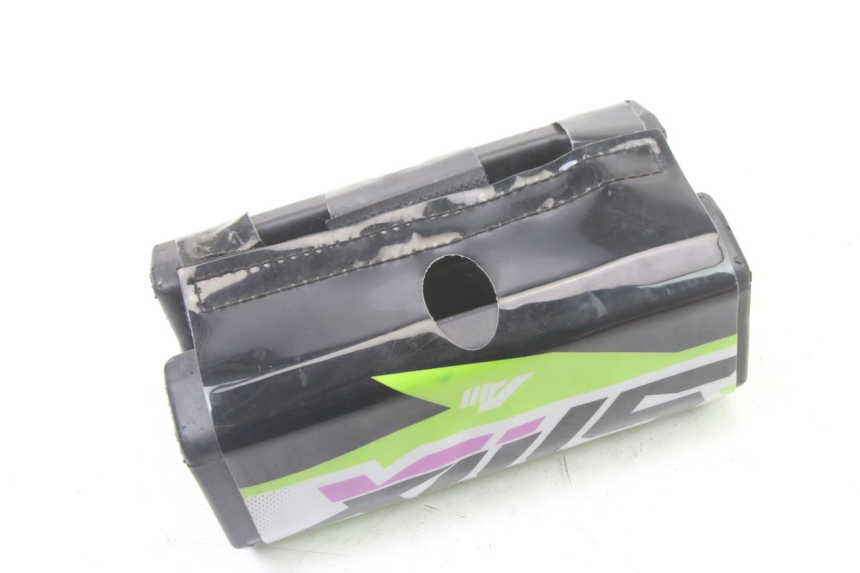 photo de MANILLAR PROTECTOR SMALL MX THUNDER 250 - Detalles de los puntos de fijación