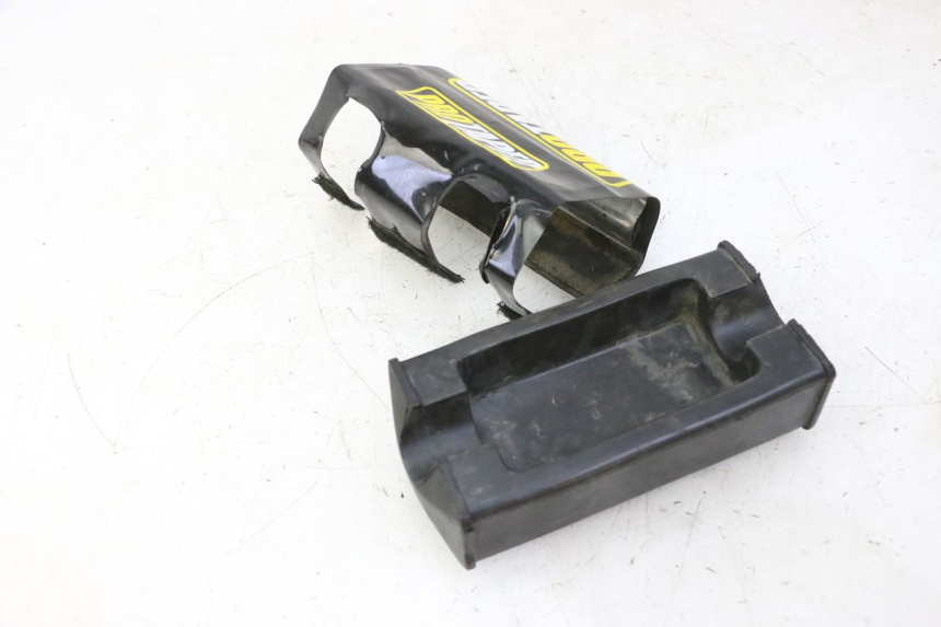 photo de MANILLAR PROTECTOR YAMAHA YZ 85 (2002 - 2018) - Primer plano técnico