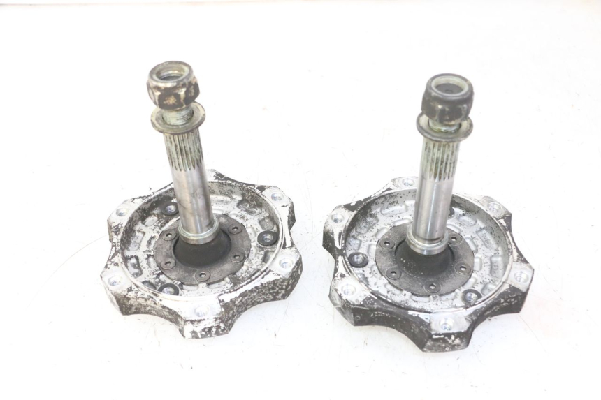 photo de CUBO RUEDA TRASERA QUADRO 4 4D 350 (2015 - 2018) - Vista principal