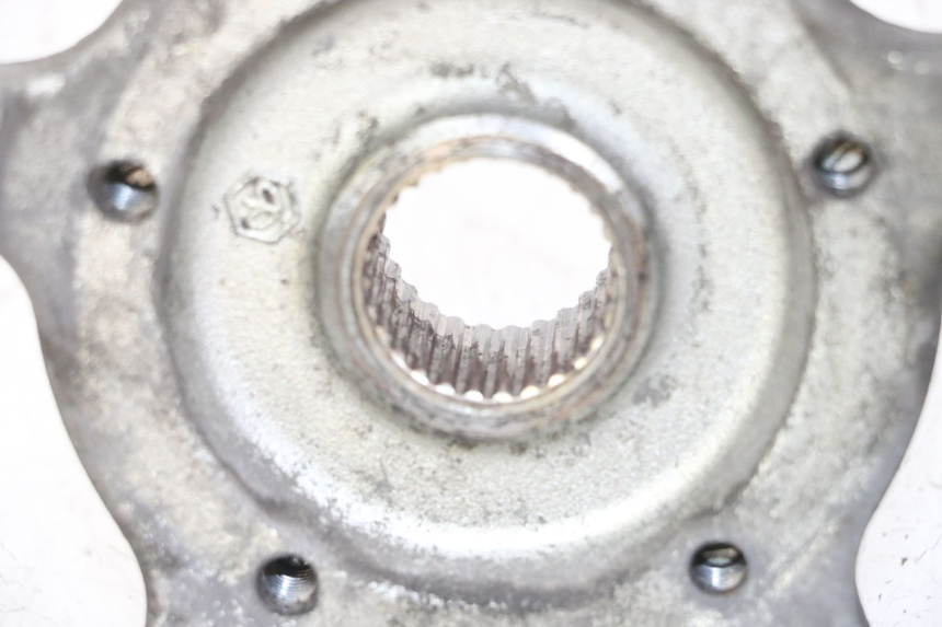 photo de BUJE DE RUEDA TRASERA PIAGGIO MP3 500 (2011 - 2015) - Primer plano técnico