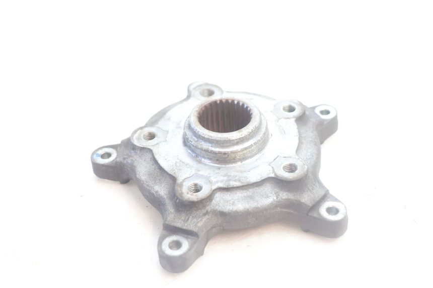 photo de CUBO RUEDA TRASERA PIAGGIO MP3 500 (2016 - 2018) - Primer plano técnico