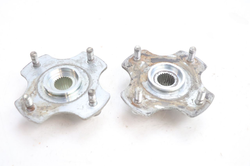 photo de CUBO RUEDA TRASERA KYMCO MXU R 250 (2004 - 2010) - Otra perspectiva