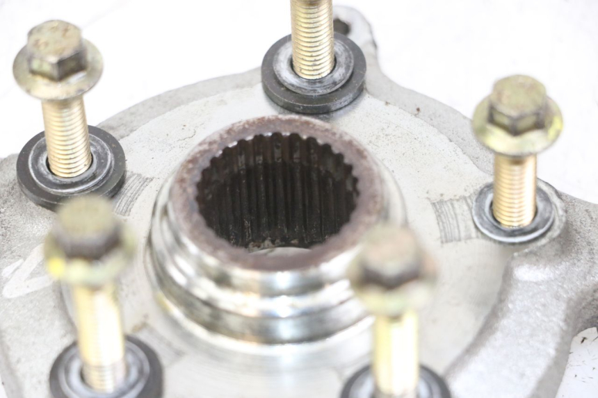 photo de CUBO RUEDA TRASERA PIAGGIO BEVERLY 125 (1998 - 2005) - Otra perspectiva