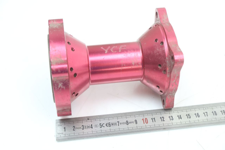 photo de CUBO RUEDA TRASERA YCF PIT BIKE 125 (2010 - 2018) - Vista general del producto