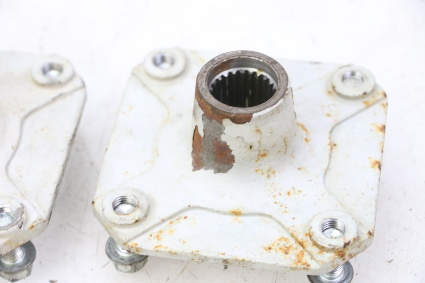 photo de CUBO RUEDA TRASERA HYTRACK S 150 (2003 - 2011) - Zoom estado de uso