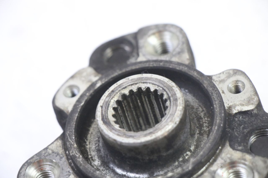 photo de CUBO RUEDA TRASERA PEUGEOT SATELIS 125 (2013 - 2018) - Detalles de los puntos de fijación