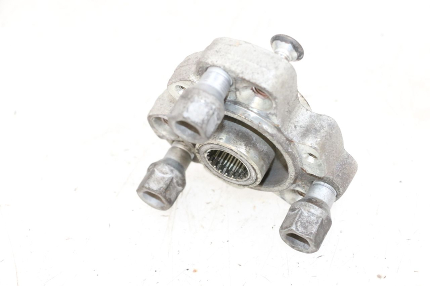 photo de CUBO RUEDA TRASERA PEUGEOT SATELIS 125 (2013 - 2018) - Primer plano técnico