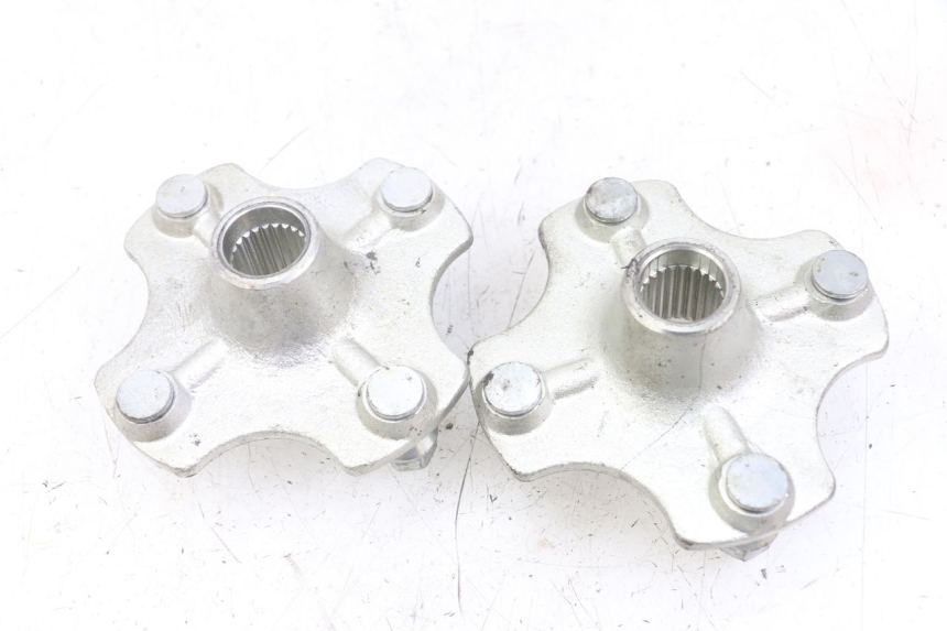 photo de BUJE DE RUEDA TRASERA HYTRACK ST 170 (2020 - 2024) - Detalles de los puntos de fijación