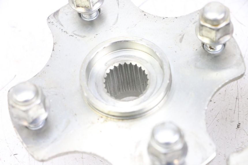 photo de BUJE DE RUEDA TRASERA HYTRACK ST 170 (2020 - 2024) - Recambio usado revisado