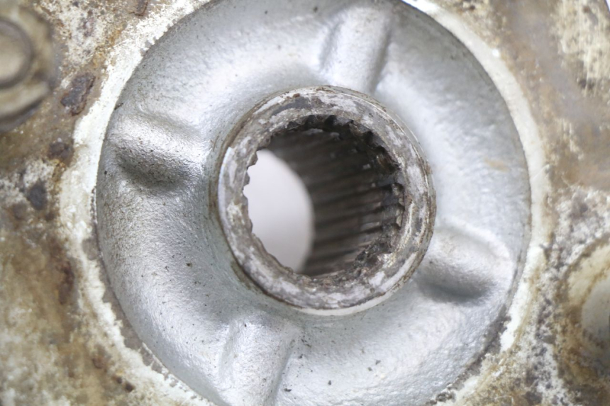 photo de BUJE DE RUEDA TRASERA HONDA TRX 300 (1988 - 2000) - Primer plano técnico