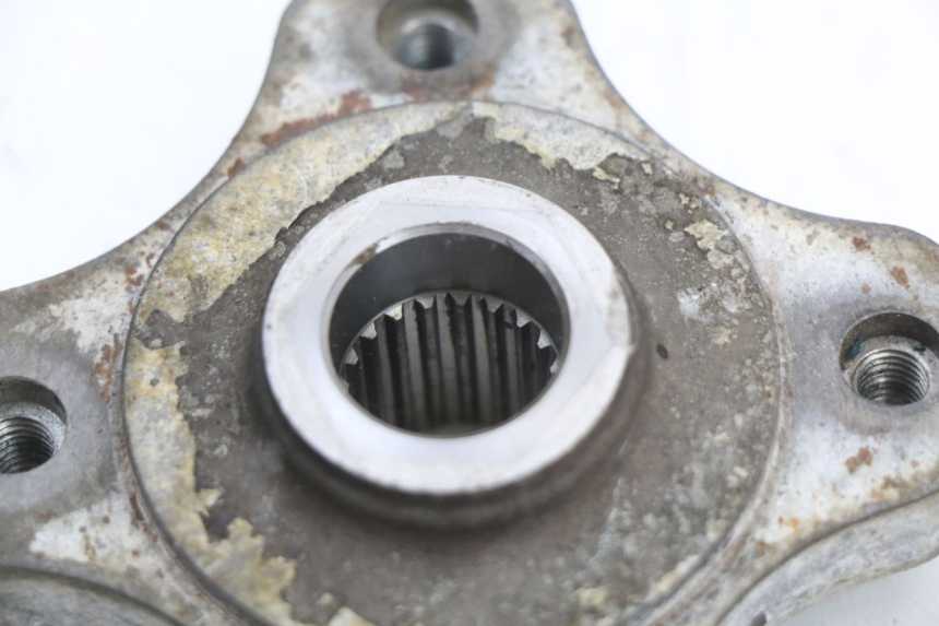 photo de BUJE DE RUEDA TRASERA SUZUKI UH BURGMAN 125 (2002 - 2006) - Primer plano técnico