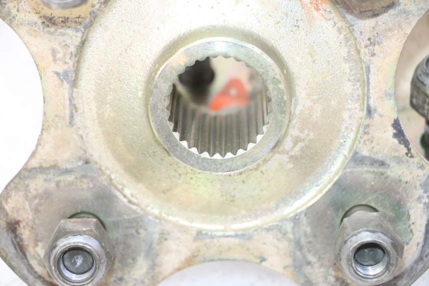 photo de CUBO RUEDA TRASERA YAMAHA YFM BRUIN 350 (2003 - 2009) - Primer plano técnico