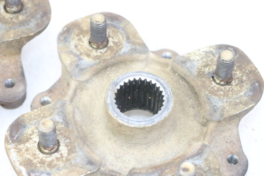 photo de CUBO RUEDA TRASERA YAMAHA YFM GRIZZLY 550 (2008 - 2015) - Vista general del producto