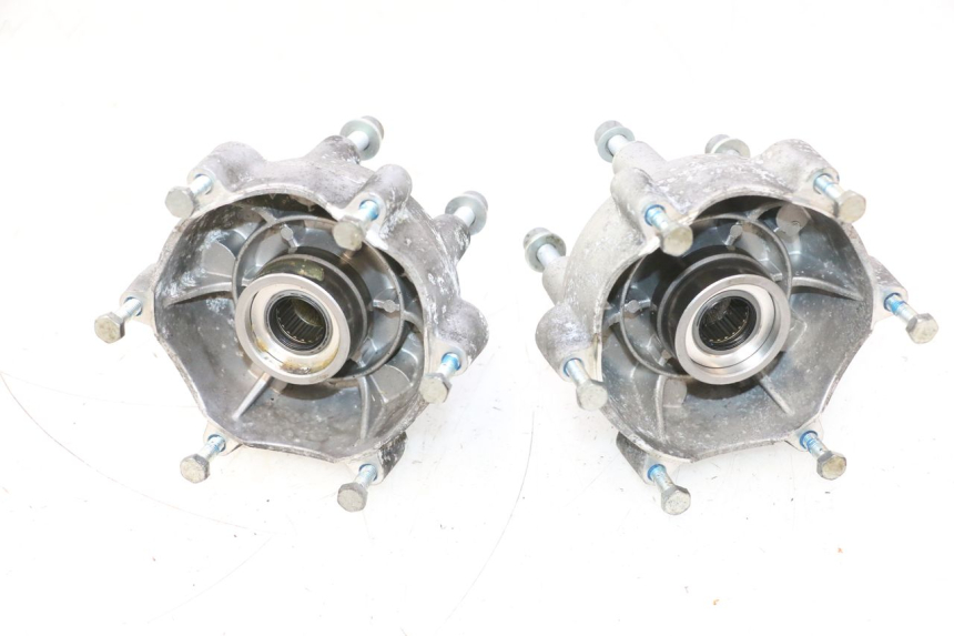 photo de CUBO RUEDA DELANTERA PIAGGIO MP3 HPE 530 (2022 - 2026) - Vista principal