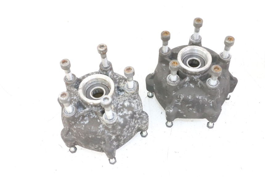 photo de CUBO RUEDA DELANTERA PIAGGIO MP3 500 (2011 - 2015) - Estado de la superficie y material