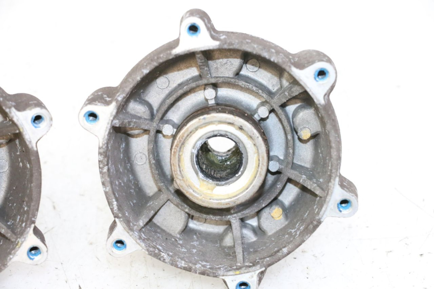 photo de CUBO RUEDA DELANTERA PIAGGIO MP3 500 (2014 - 2017) - Estado de la superficie y material