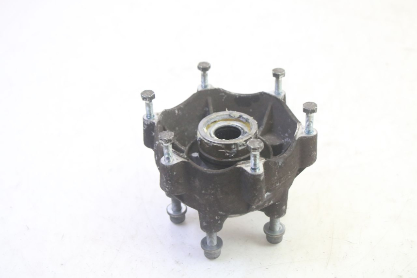 photo de CUBO RUEDA DELANTERA PIAGGIO MP3 500 (2016 - 2018) - Primer plano técnico