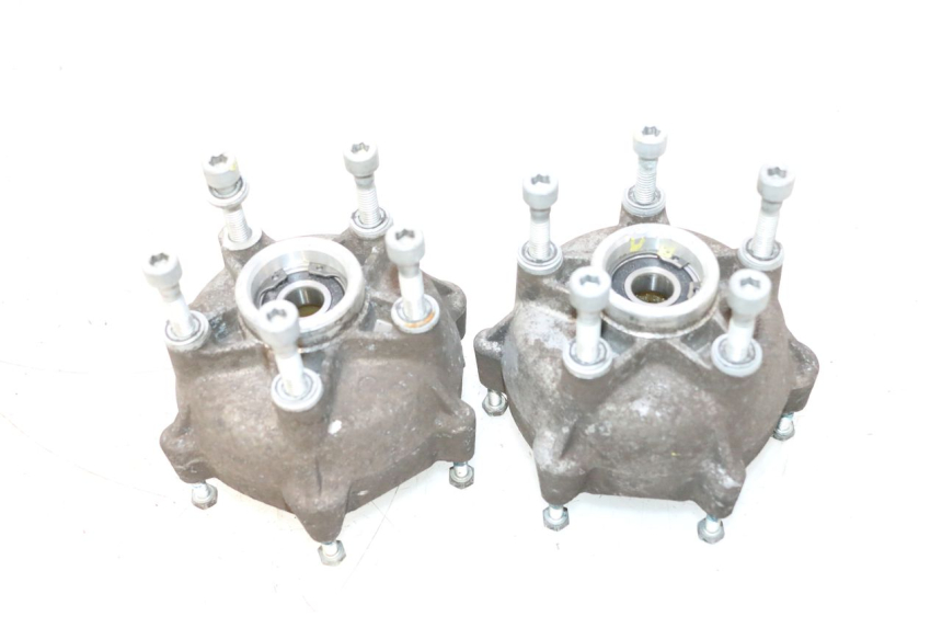 photo de CUBO RUEDA DELANTERA PIAGGIO MP3 500 (2011 - 2015) - Marcados y referencias originales