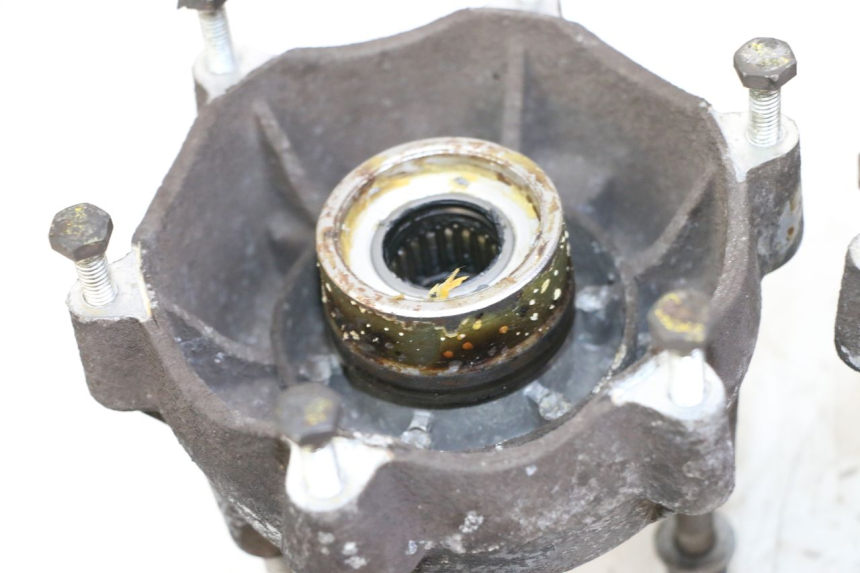 photo de BUJE DE RUEDA DELANTERA PIAGGIO MP3 LT 400 (2007 - 2012) - Primer plano técnico