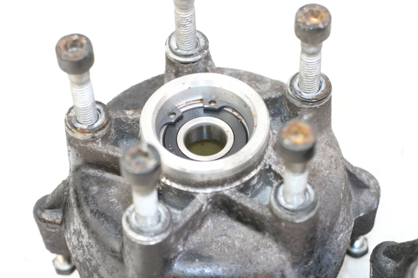 photo de BUJE DE RUEDA DELANTERA PIAGGIO MP3 LT 400 (2007 - 2012) - Estado de la superficie y material