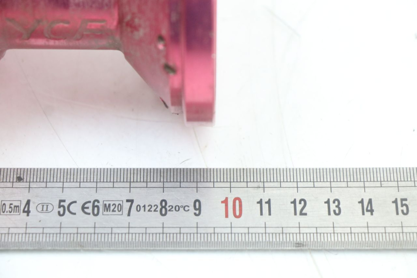 photo de CUBO RUEDA DELANTERA YCF PIT BIKE 125 (2010 - 2018) - Detalles de los puntos de fijación