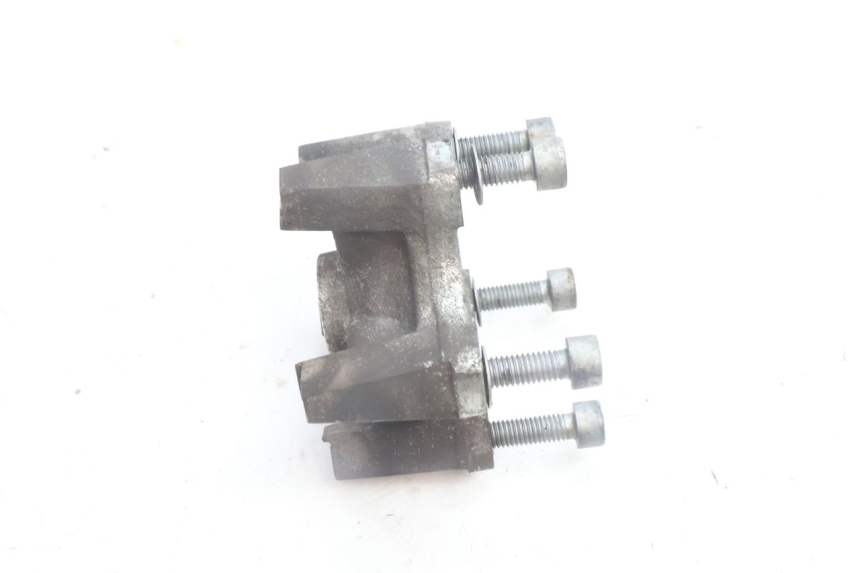 photo de CUBO RUEDA DELANTERA GILERA RUNNER SP 50 (2002 - 2004) - Primer plano técnico