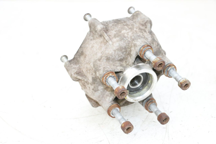 photo de CUBO RUEDA DELANTERA PIAGGIO VESPA GTS SUPER IE 125 (2009 - 2016) - Detalle de la pieza