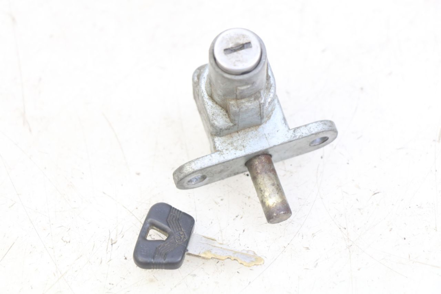 photo de CERRADURA DE ENCENDIDO MBK BOOSTER SPIRIT 50 (1999 - 2003) - Vista principal