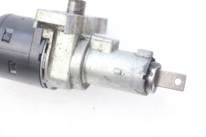 photo de CERRADURA DE ENCENDIDO YAMAHA BW'S 50 (1999 - 2003) - Detalle de la pieza
